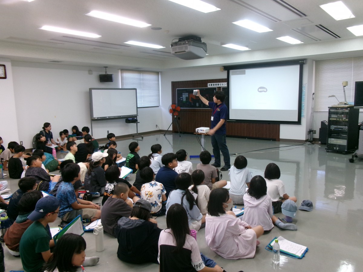 0706_4年社会科糸豊環境美化センター見学の画像