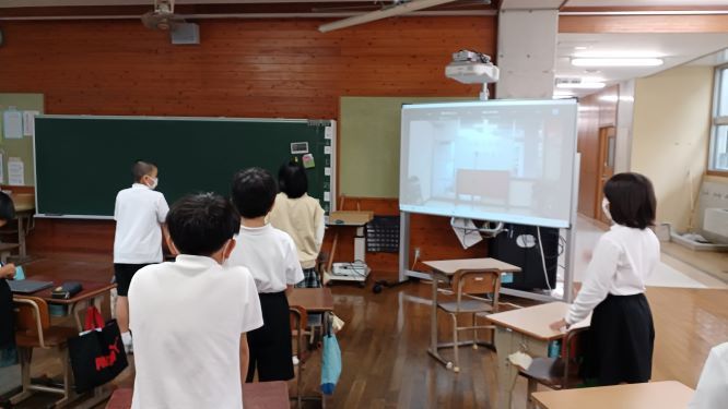 ２学期終業式の画像