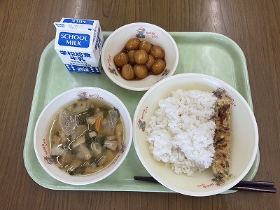 今日の給食の画像