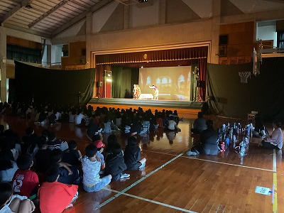 芸術鑑賞会の画像