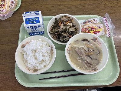 4月８日の給食の画像