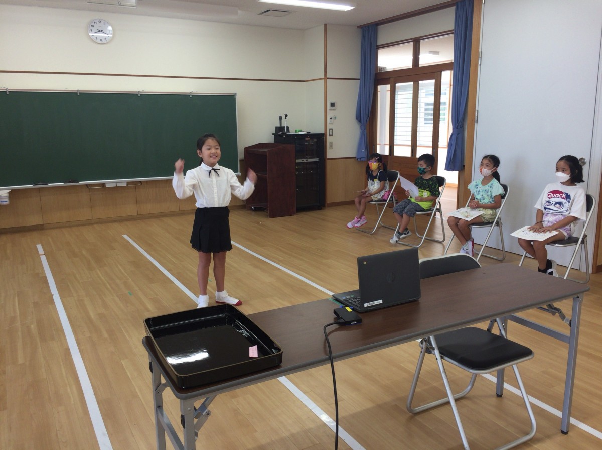 童話お話会　低学年の部（表彰朝会）の画像