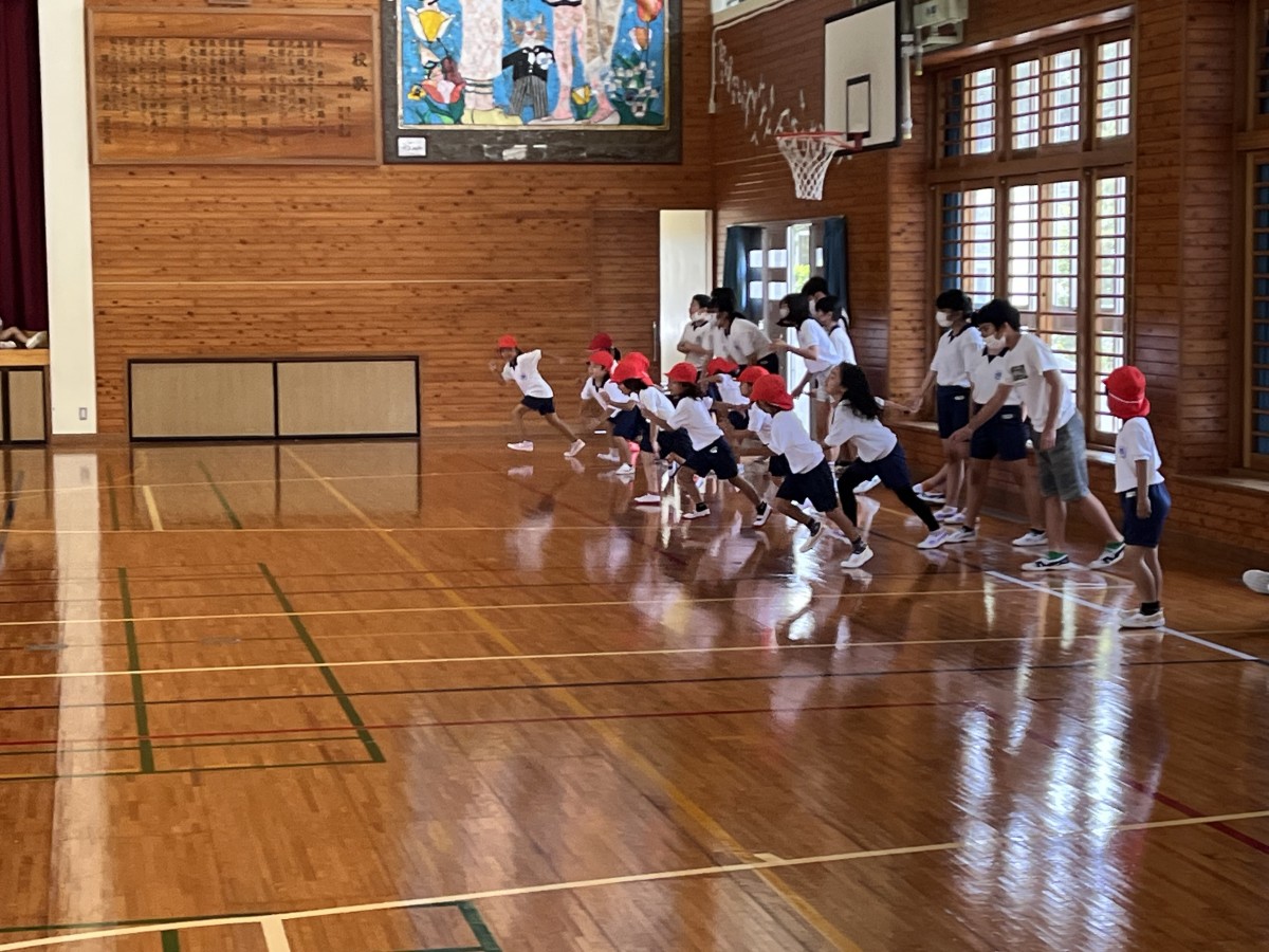 体力測定が始まっています。の画像